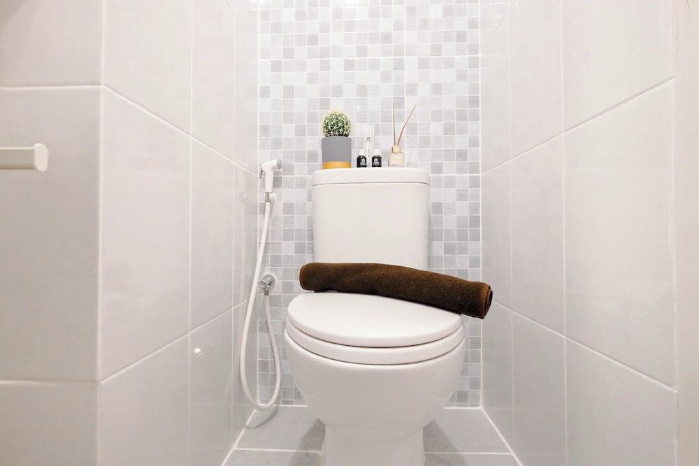 Basic Look Studio (No Kitchen) Apartment Tokyo Riverside Pik 2