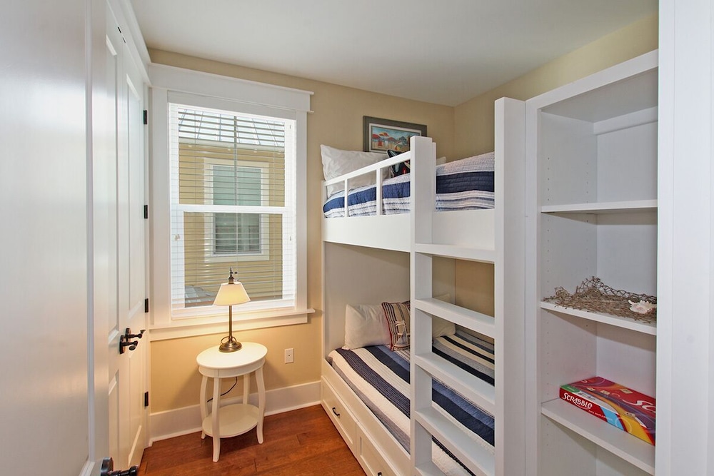 Cottage Rental Agency - Seaside, Florida
