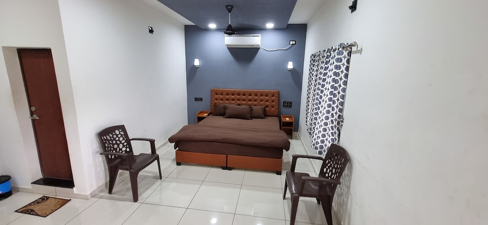 PATANG FAMILY RESORT