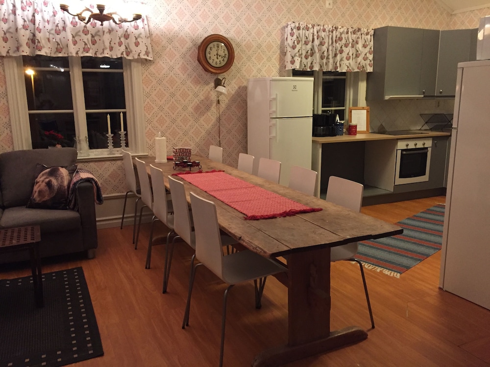 Gästgivars Vandrarhem i Järvsö - Hostel