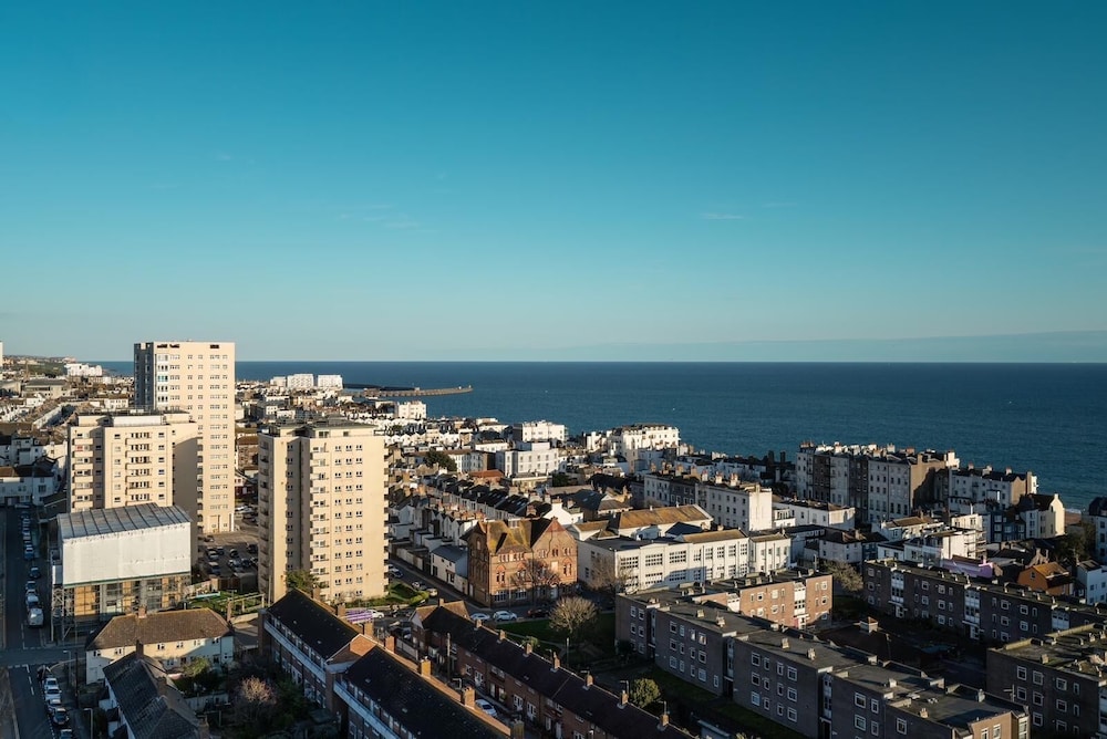Bright & Modern 1-bedroom Flat in Central Brighton 2 Single Beds Walk to Beach