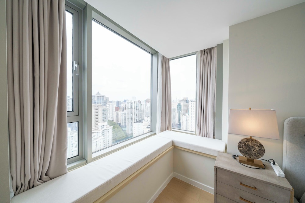 Tyms 3BR Duplex APT Xujiahui Shanghai