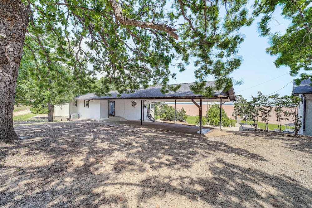 Waterfront Lake Eufaula Home: Dock & Beach Access!