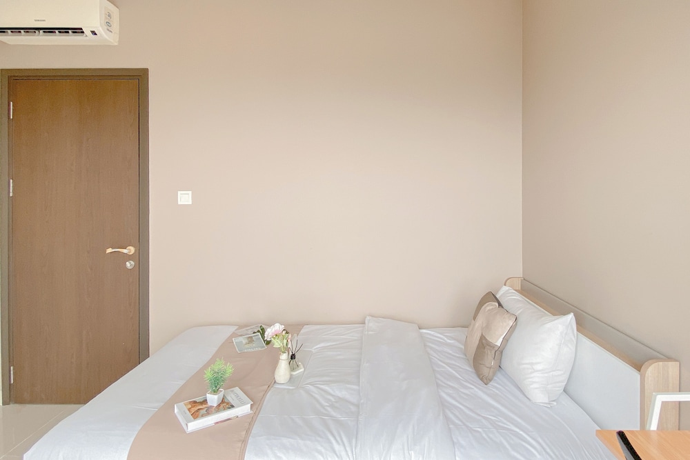 Best Deal and Elegant 2BR Apartment at Ciputra International