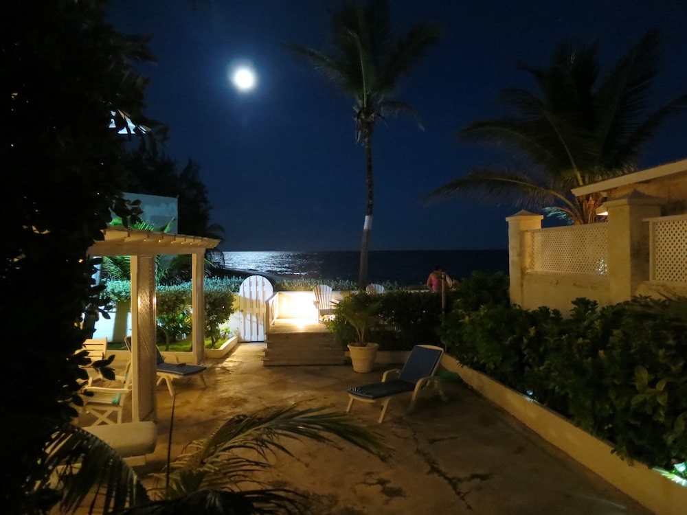 Inchcape Seaside Villas