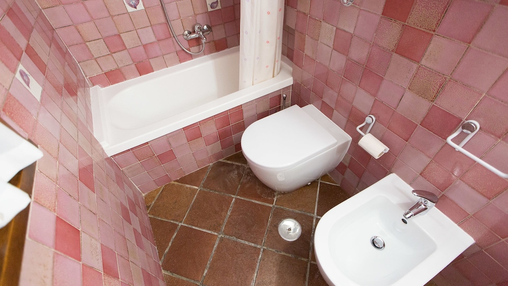 Rental in Rome Bovari