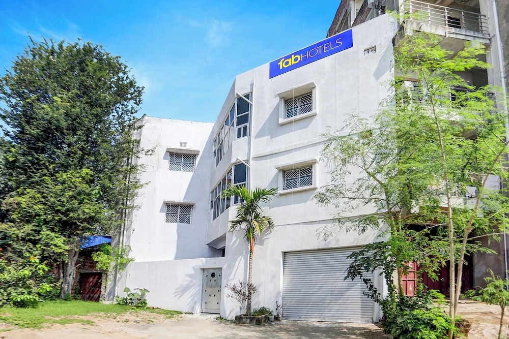 Fabhotel Ranchi Retreat
