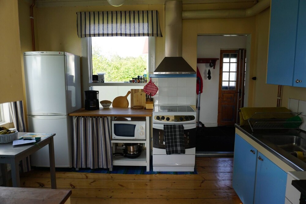Cozy House On Norderon For Up To 8 People view 5
