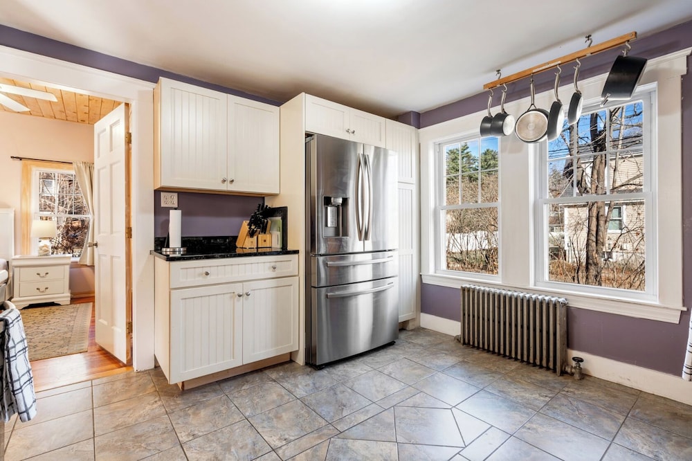 Ogunquit Village 4BR Walk to Beach, Dining & Town Center