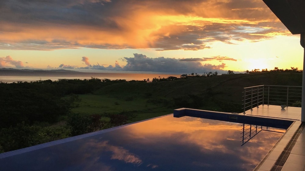 Fiji Luxury Pool Villa 2 - view 19