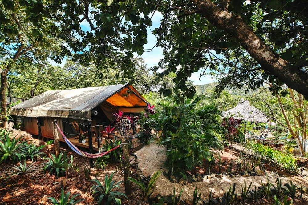 Flor y Bambu Hotel Glamping