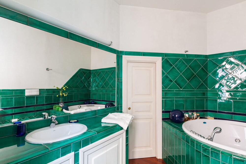 Luxury Trevi Apartment