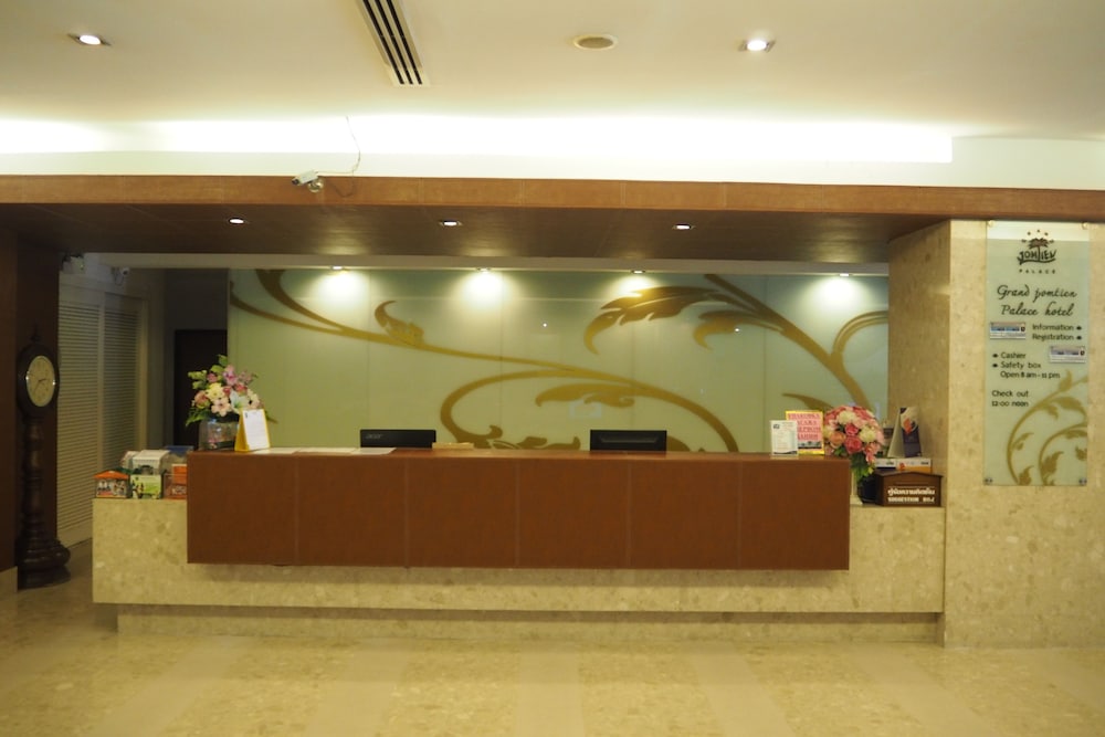 GRAND JOMTIEN PALACE HOTEL