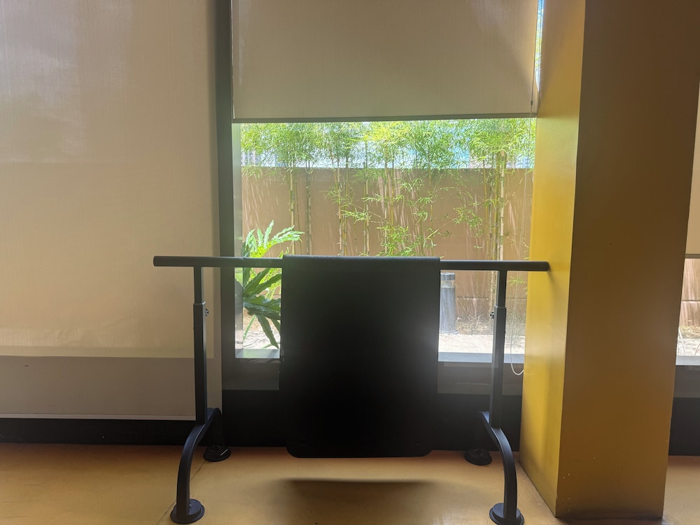 Manila Bay View - 1BR with balcony