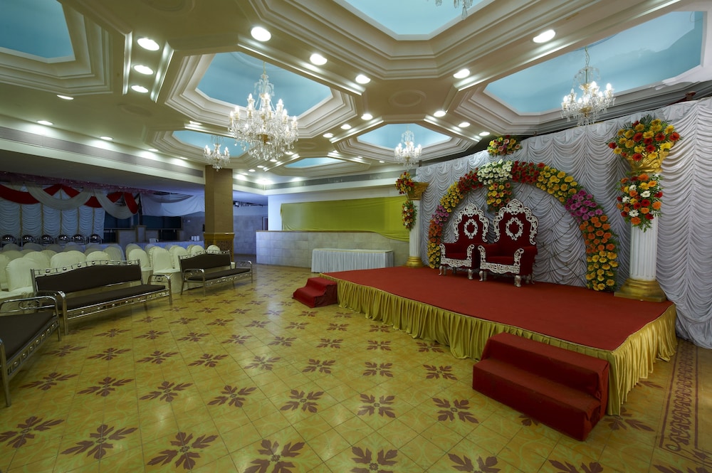 meeting & event spaces