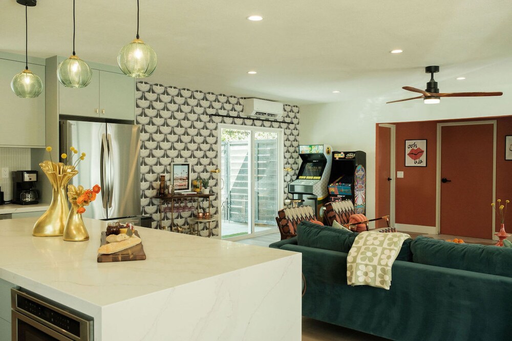 Palm Springs Vacations - Mod Maya Hotel in Palm Springs - Property Image 248
