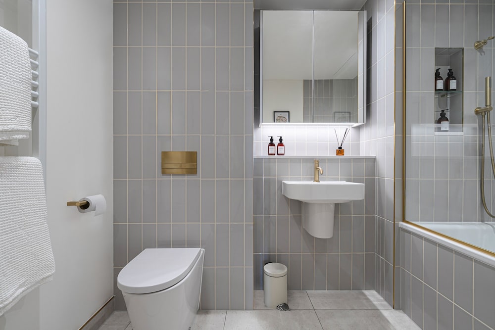 The Eades ADC Atelier 2 Bed