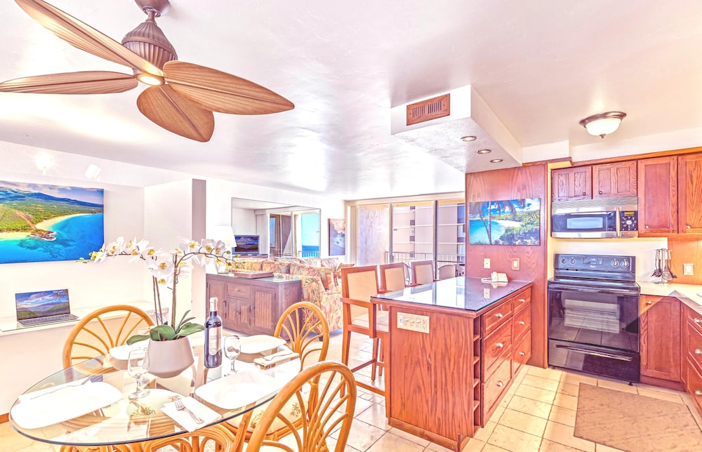 Royal Kahana Resort by rkmaui