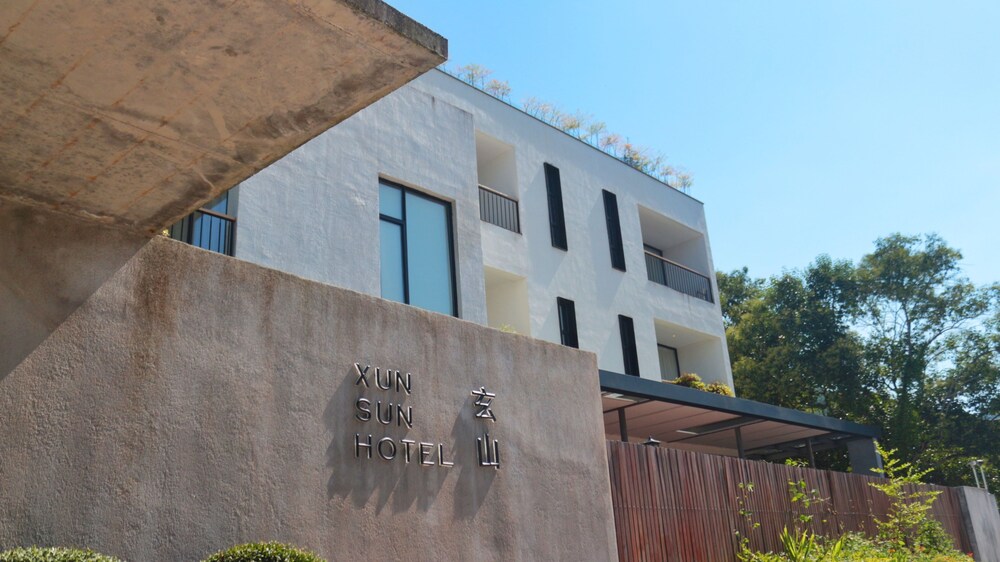 Xun Sun Hotel