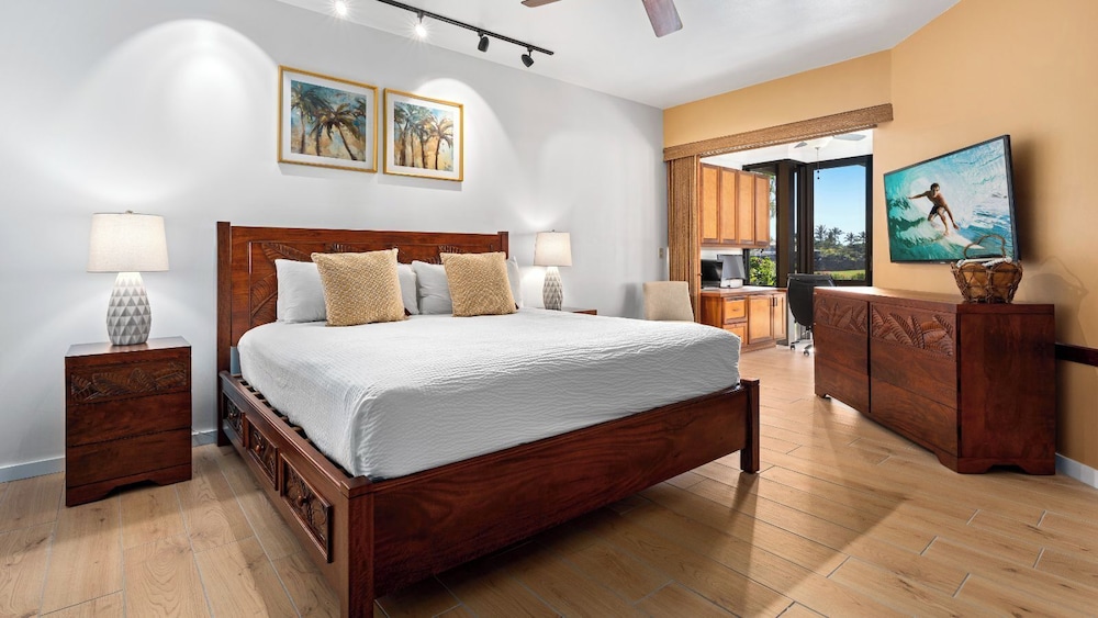 Luxury Golfside Condo w/ Ocean Views, Central AC & Beach Club - Vrkcv