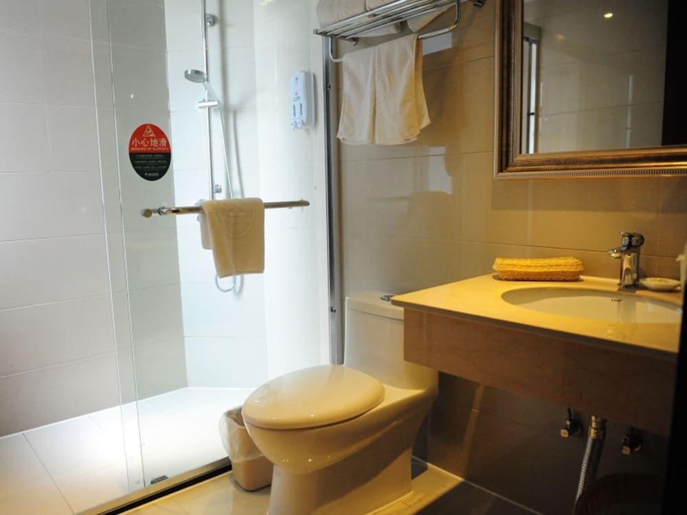 GreenTree Inn GanZhou Zhanggong District SanKang Temple RT-MART Express Hotel