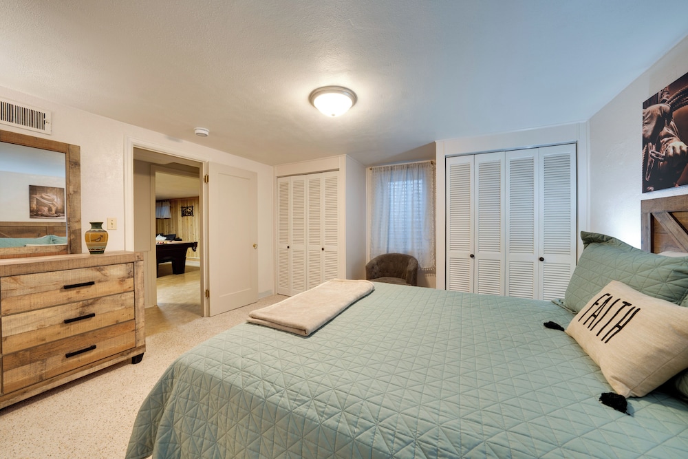 Walk to Frontier Days: Cheyenne Home w/ Patio!