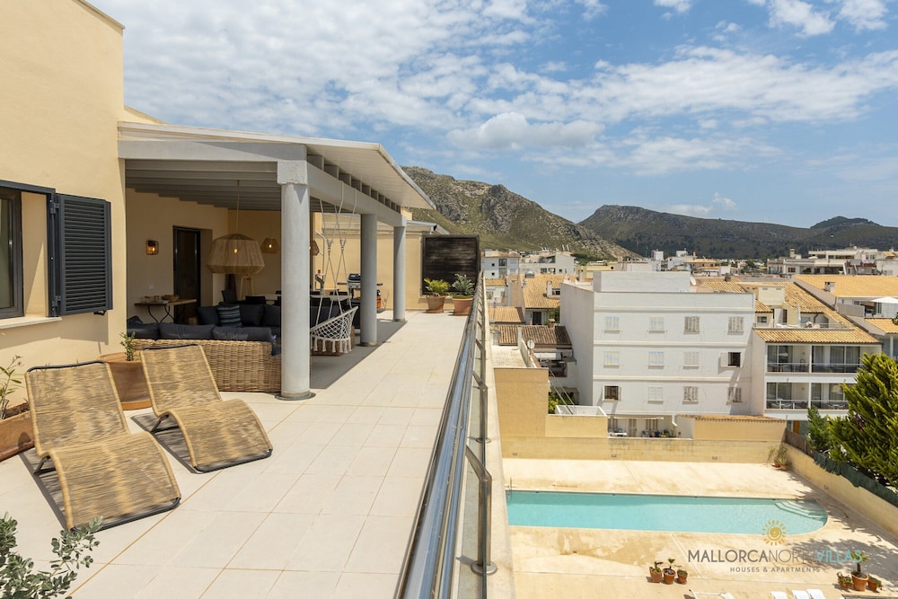 Apartment in Pollensa Near Sandy Beach