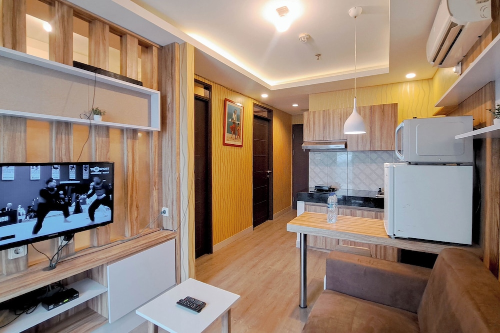 Wooden Accent 2Br At Mekarwangi Square Cibaduyut Apartment