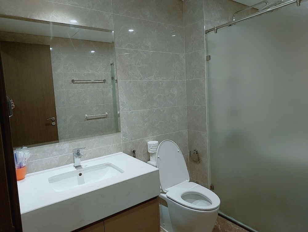 Vinhomes Westpoint Managed by Anstay Residence