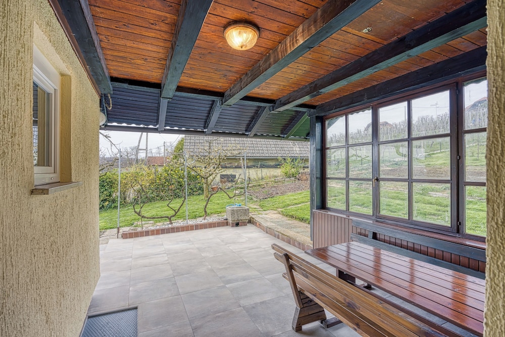 Lovely Cottage Tilka
