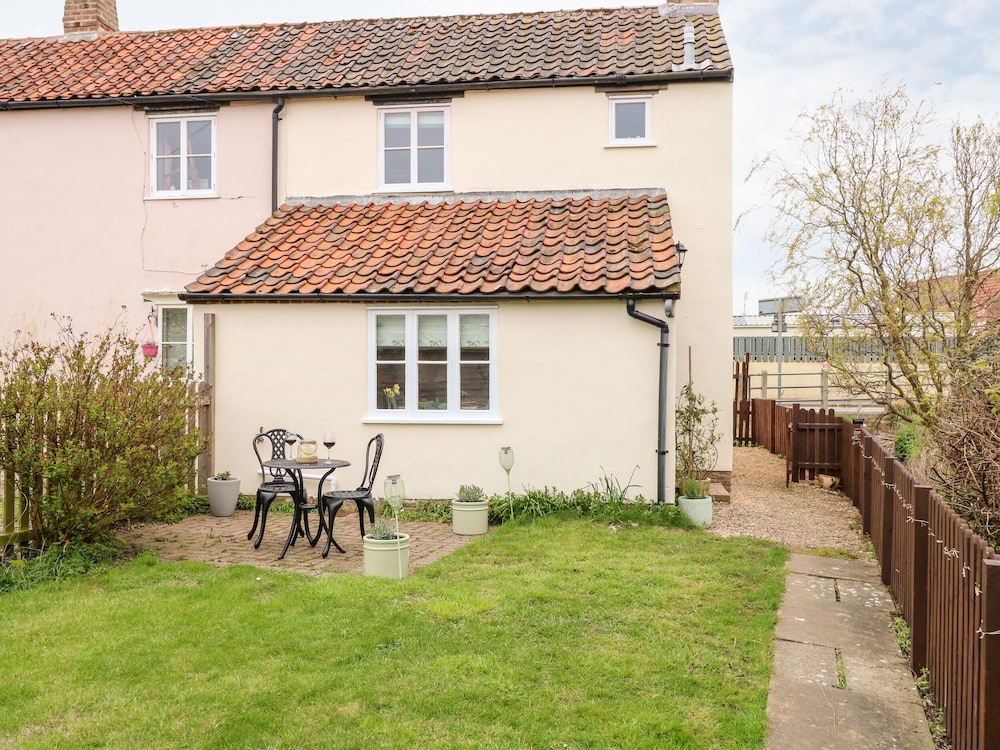 Holly Cottage