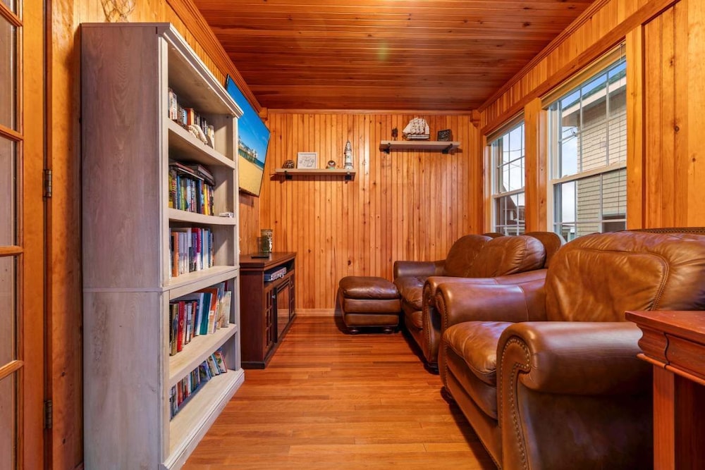 Danemead Cottage - For 10ppl