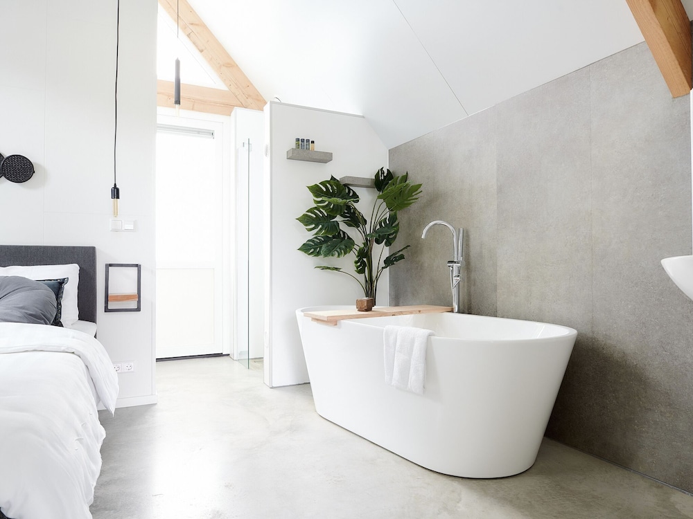 Romantic Wellness Escape view 2