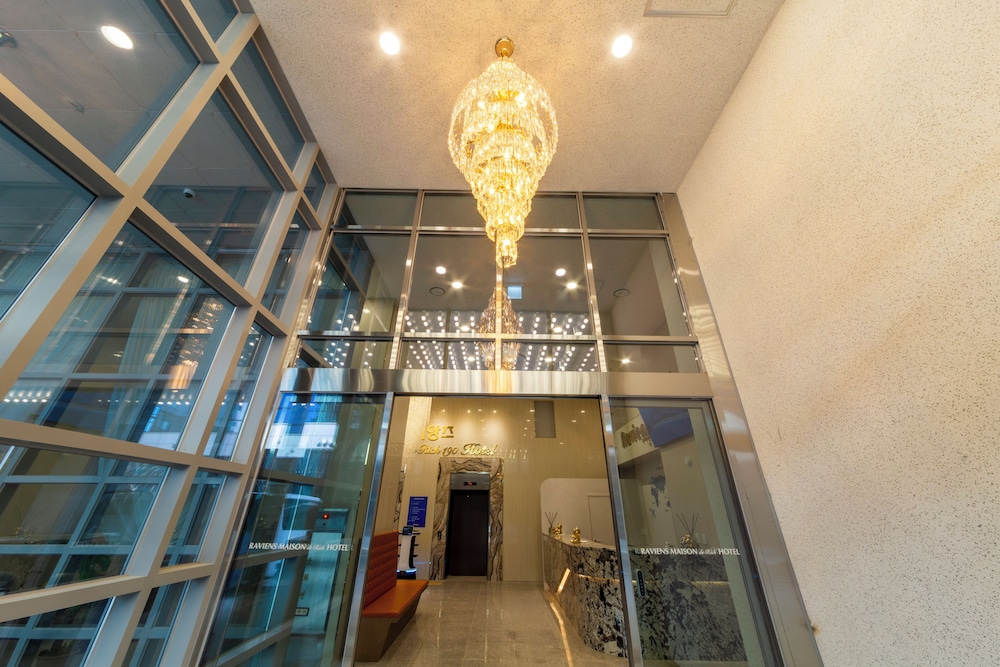 Raviens Maison de Hotel