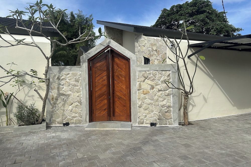 Nawan Nusa Dua Bali