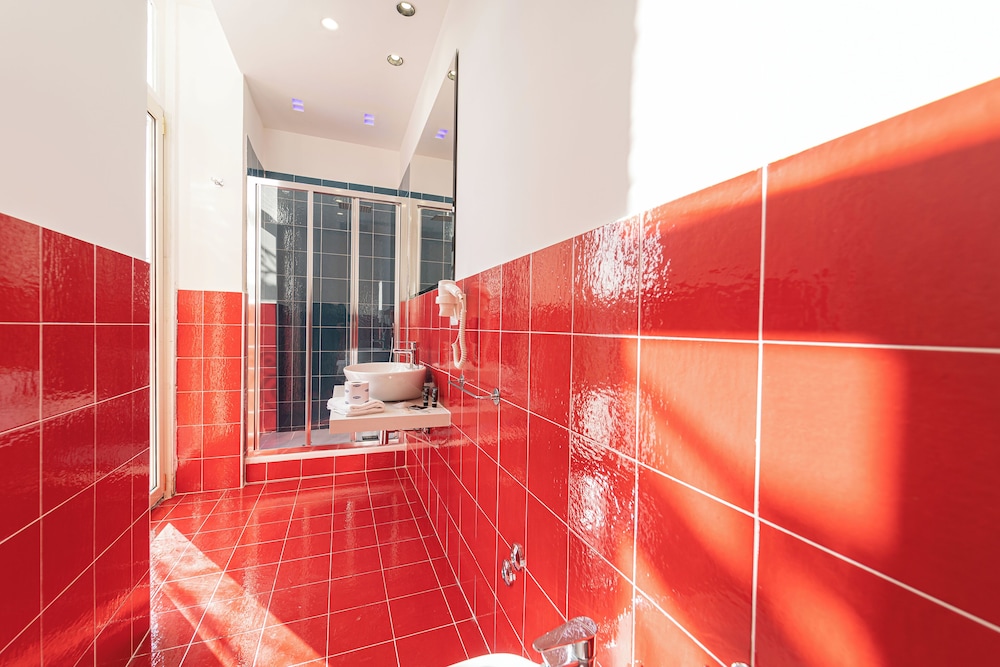 B&B Le 4 Stagioni Dante's Suites by ClaPa Group Dislocated Hospitality