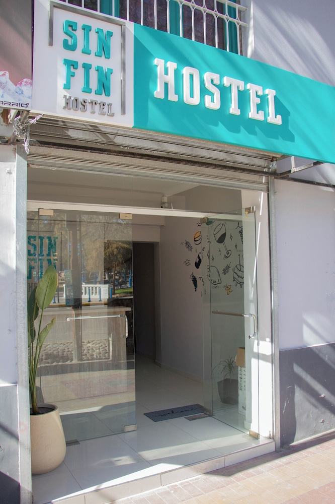 Sin Fin Hostel