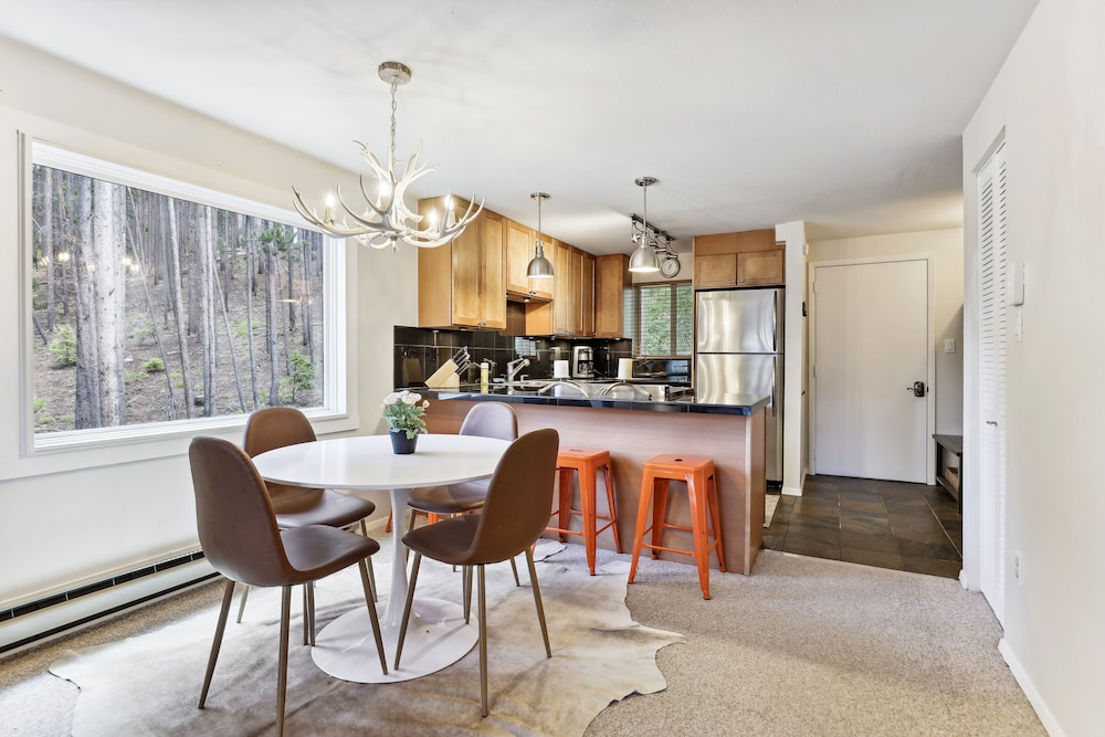 Colorado Condo ~ 3 Mi to Winter Park Resort!