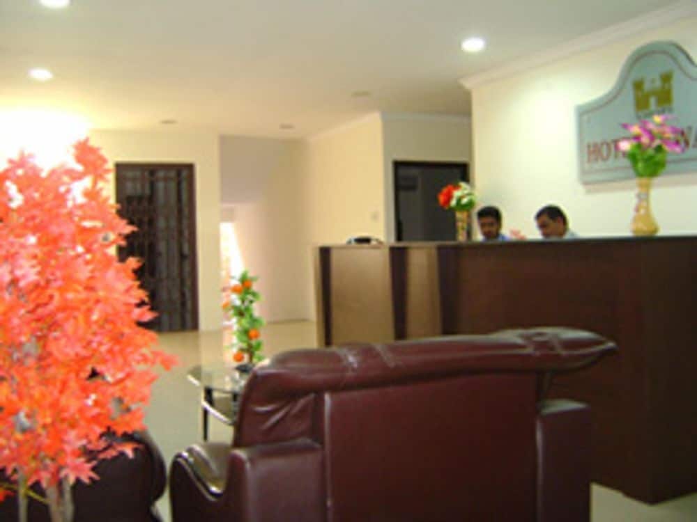 Lobby & Reception