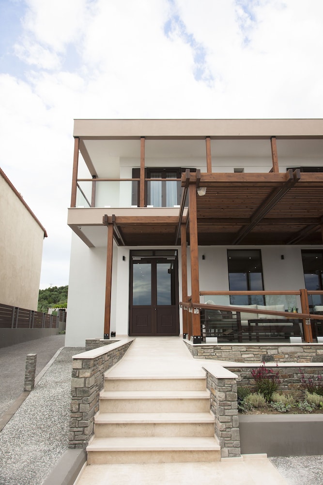 Ayia Marina Suites