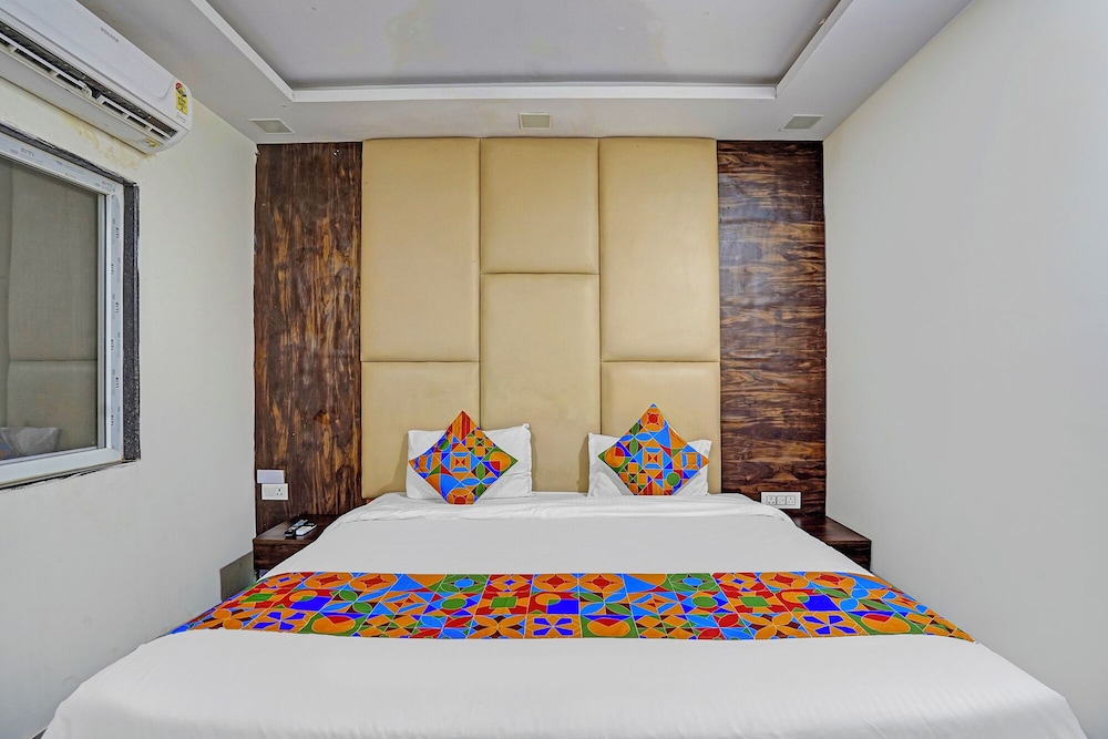 Fabhotel Dream House
