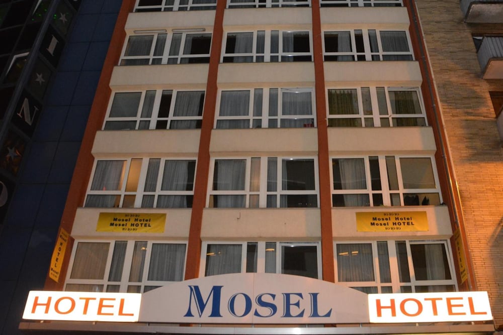 Frankfurt Vacations - Mosel Hotel Frankfurt - Property Image 19