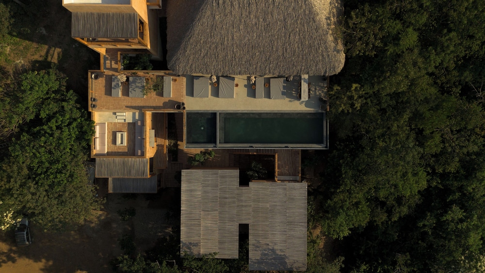 Casa Yute by Ahau Collection