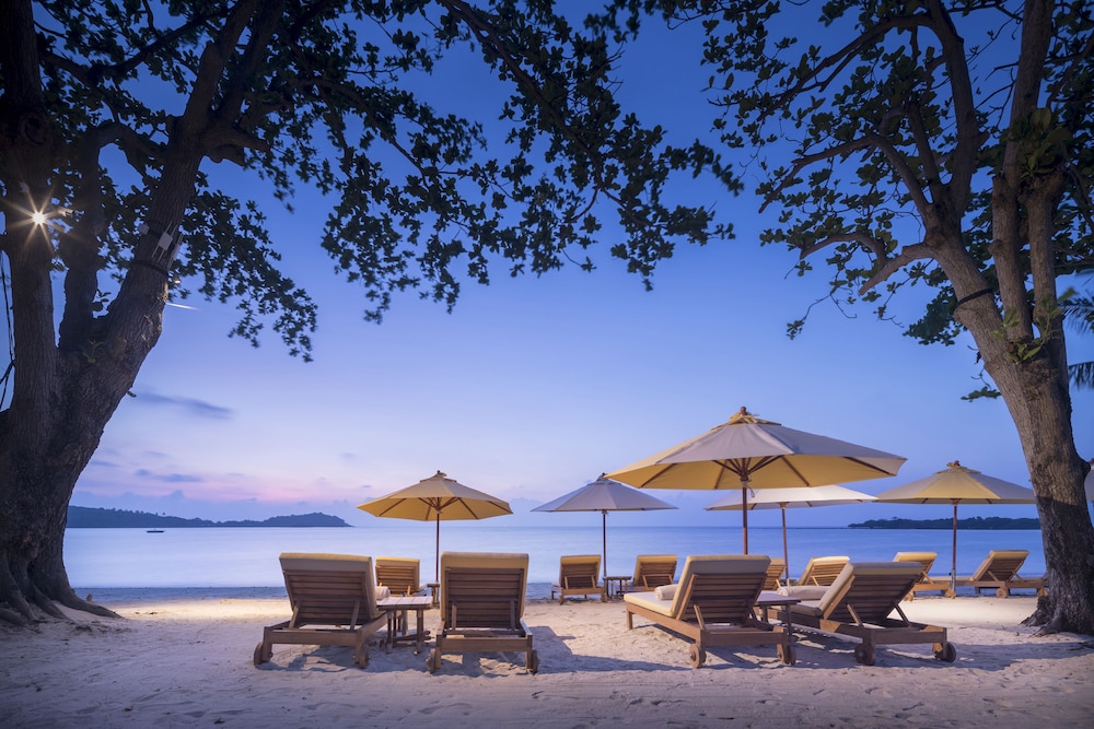 SALA Samui Chaweng Beach Resort