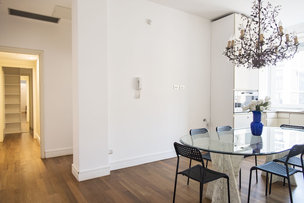 Charming & Elegant Flat near Centrale / Repubblica