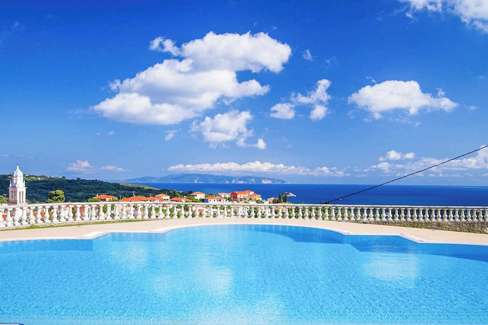 Villa Feinikas