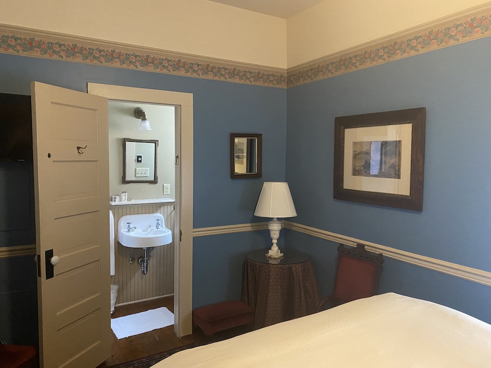 Atlantic Hotel