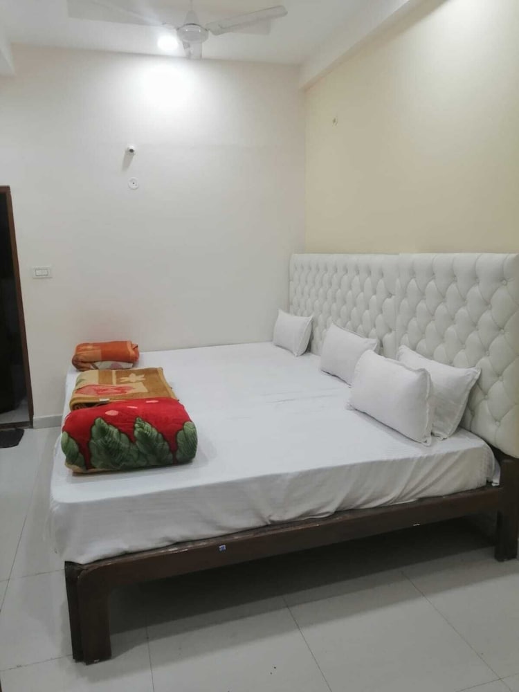 Hotel Pleasure