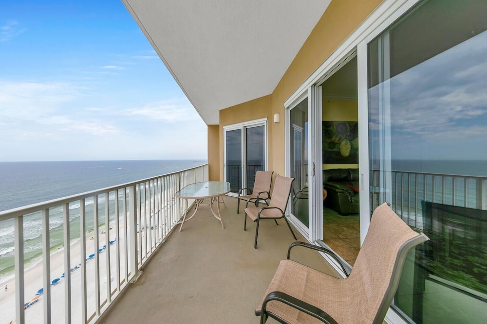 Grandview East 1401