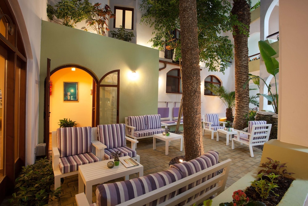Alianthos Estate Resort - ex Alianthos Garden